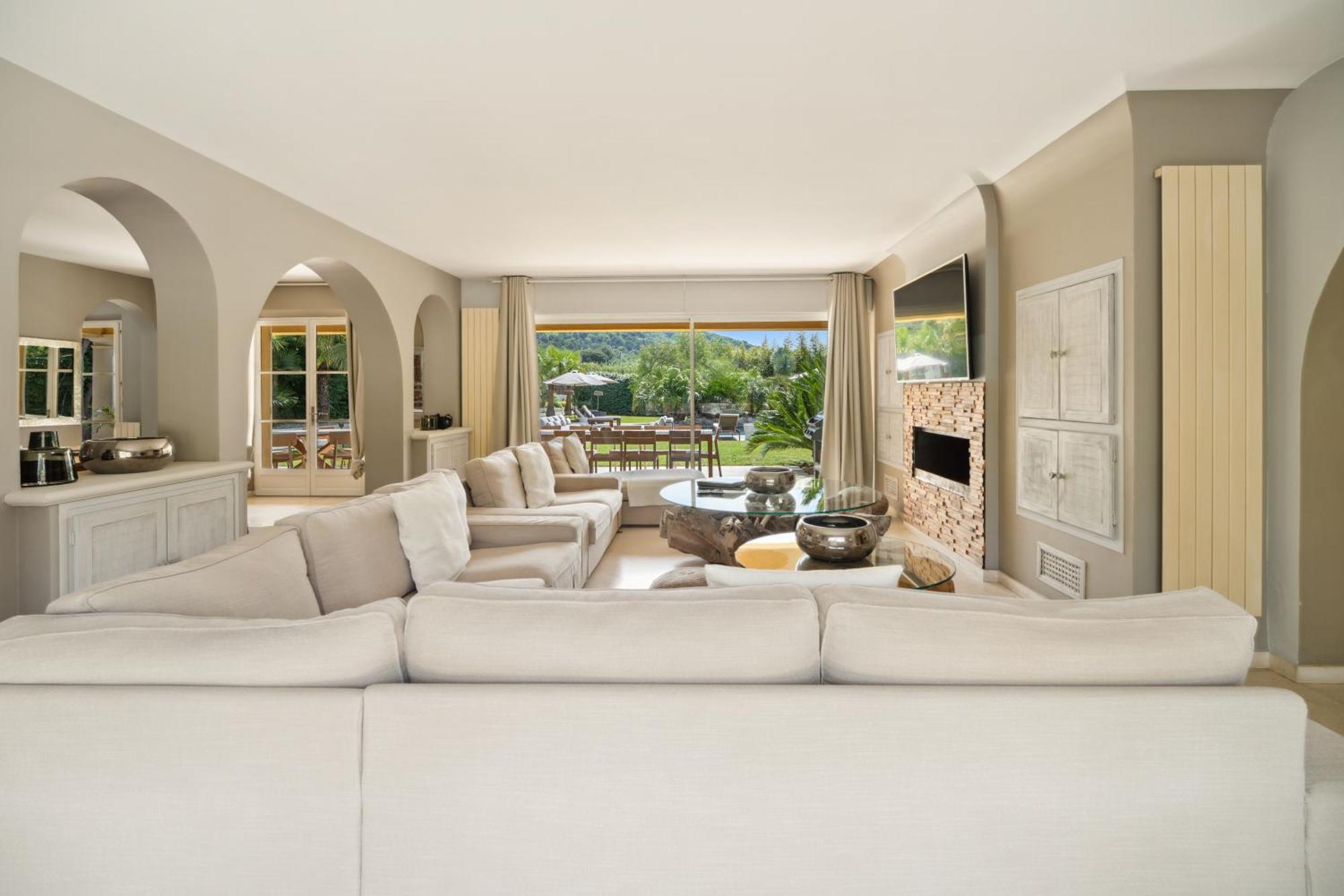 Grande Villa St-Tropez Area Avec Piscine Chauffee 盖辛 外观 照片